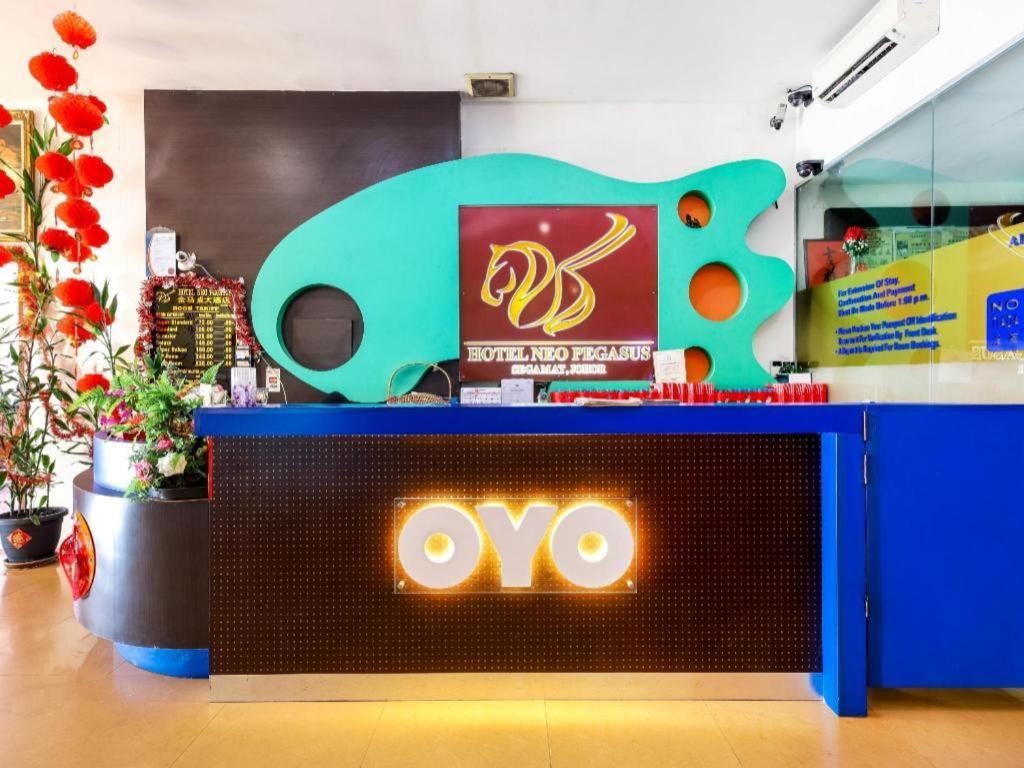 Super Oyo 1114 Neo Pegasus Hotel Segamat Exterior foto