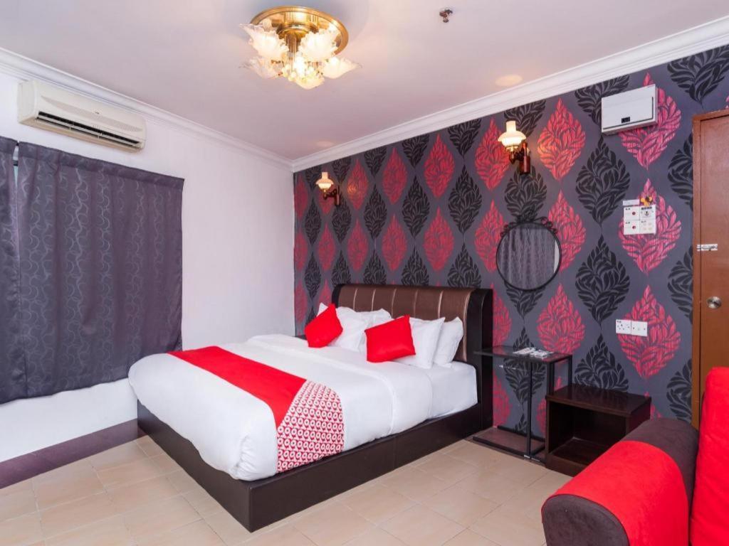 Super Oyo 1114 Neo Pegasus Hotel Segamat Exterior foto
